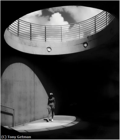 Missing Image: i_0069.jpg - Into The Light