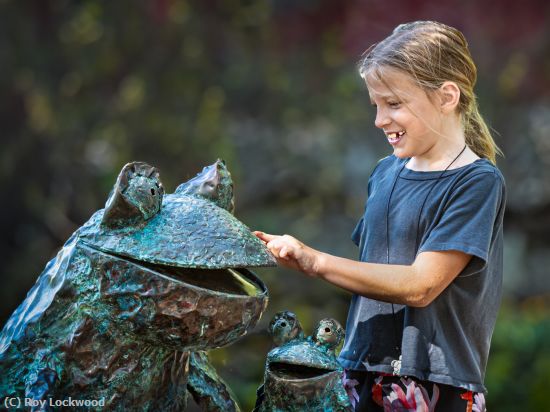 Missing Image: i_0030.jpg - Happy Frog