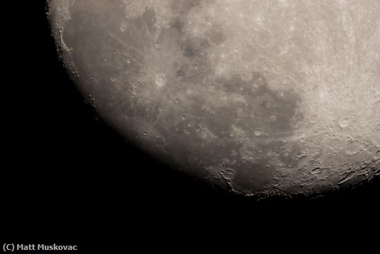 Missing Image: i_0014.jpg - Gibbous Moon Close-Up