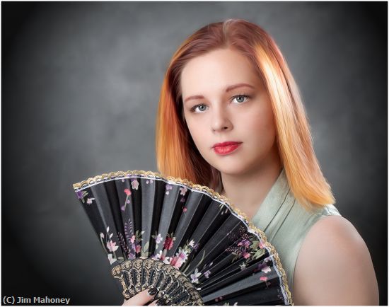 Missing Image: i_0018.jpg - Jenna with Fan