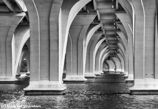 Missing Image: i_0057.jpg - Crusing Under the Bridge