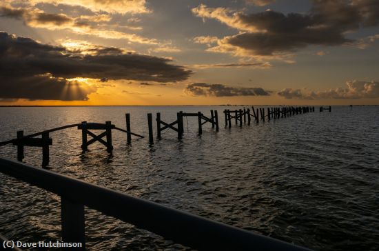 Missing Image: i_0027.jpg - Pier Remains at Sunris