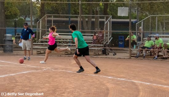 Missing Image: i_0024.jpg - Kick-Ball-Action