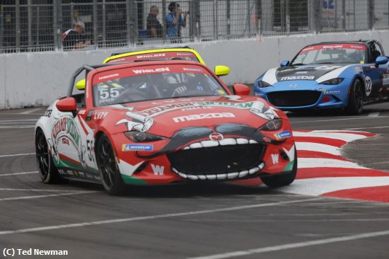 Missing Image: i_0029.jpg - in the lead coming out of the corner
