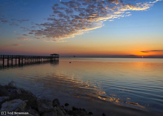 Missing Image: i_0029.jpg - sunrise with reflections