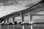 mp6_Causeway_Bridge_at_Night